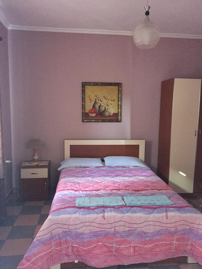 Hostel Grande House Тирана Экстерьер фото